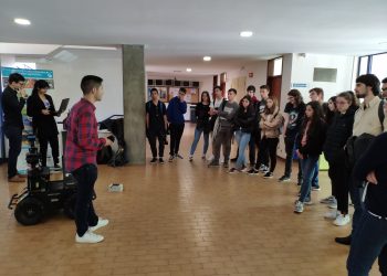 Robótica Industrial apresentada a estudantes em Vila Real