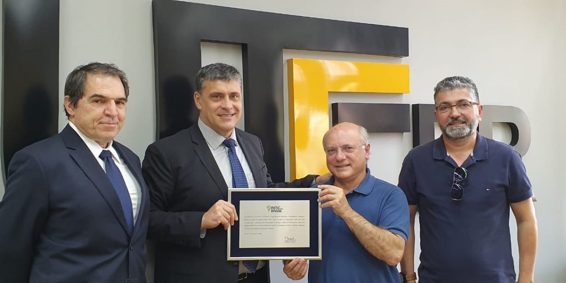 INESC P&D Brasil formaliza parceria com Universidade Tecnológica do Paraná