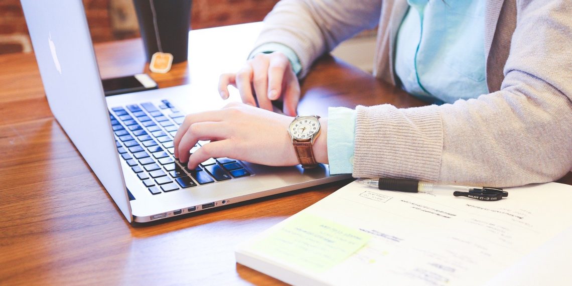 This set of projects includes two initiatives in the field of robotics, two projects on artificial intelligence and a fifth project focused on production planning.