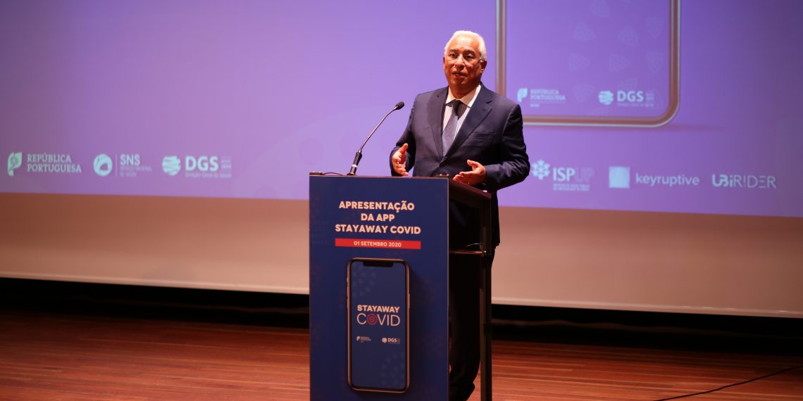 Antonio Costa já descarregou a STAYAWAY COVID