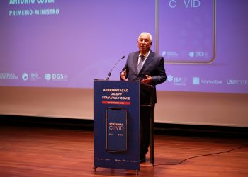 Antonio Costa já descarregou a STAYAWAY COVID