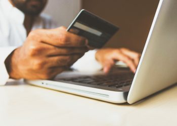 Estudo revela que os consumidores online preferem conveniência a rapidez no momento da compra