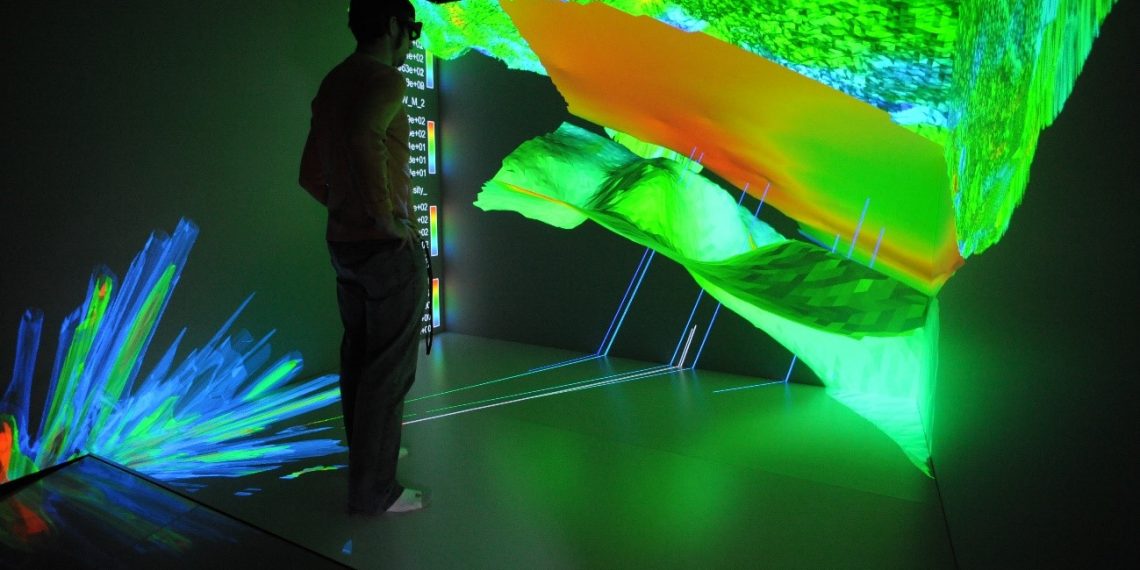 Secretária de Estado Adjunta e do Património Cultural visita laboratório INESC TEC MASSIVE