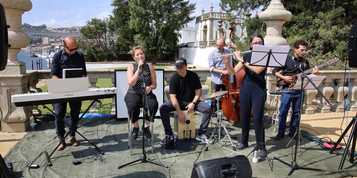 Between the Classics and Innovation: the Jazz Band rhythm