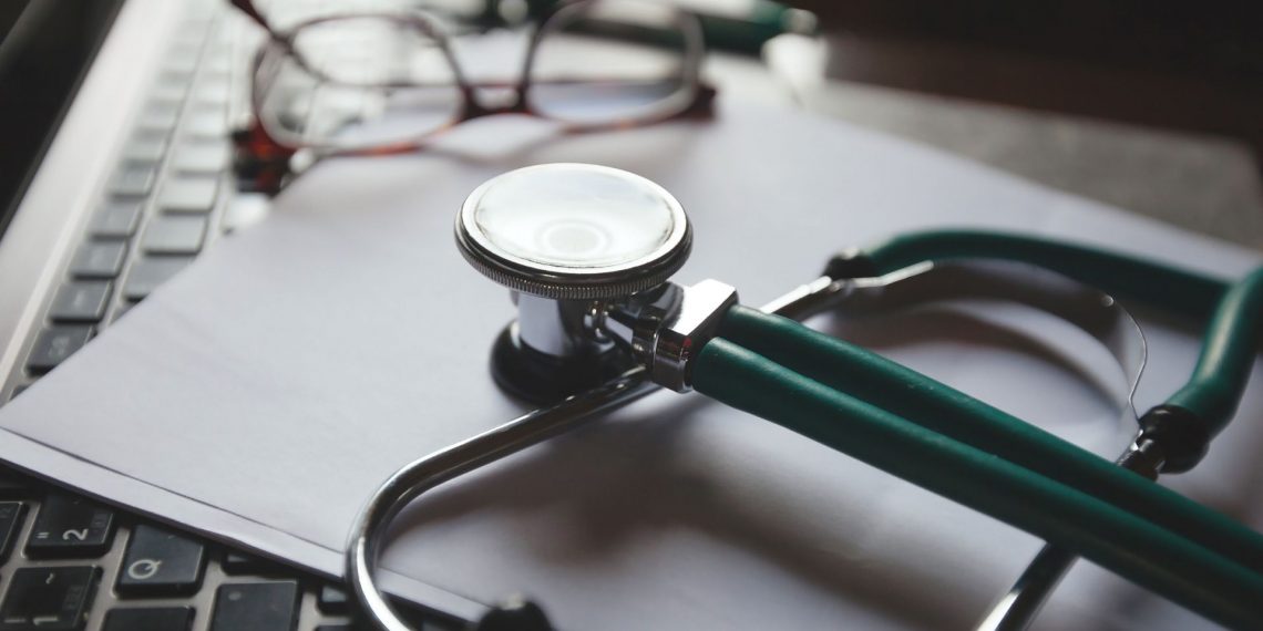 Projeto europeu coloca inteligência artificial ao serviço da saúde em áreas como o cancro