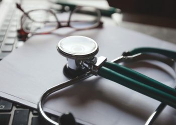 Projeto europeu coloca inteligência artificial ao serviço da saúde em áreas como o cancro