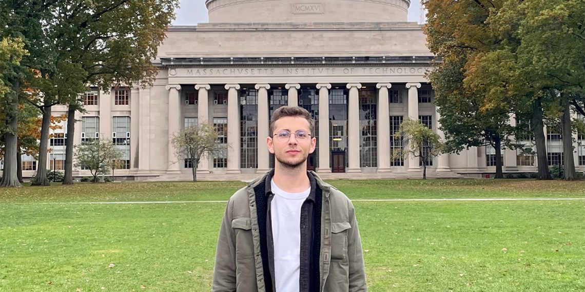 Investigador INESC TEC quer combater “preconceitos” da IA na saúde – e a tese de mestrado que escreveu ganhou um prémio