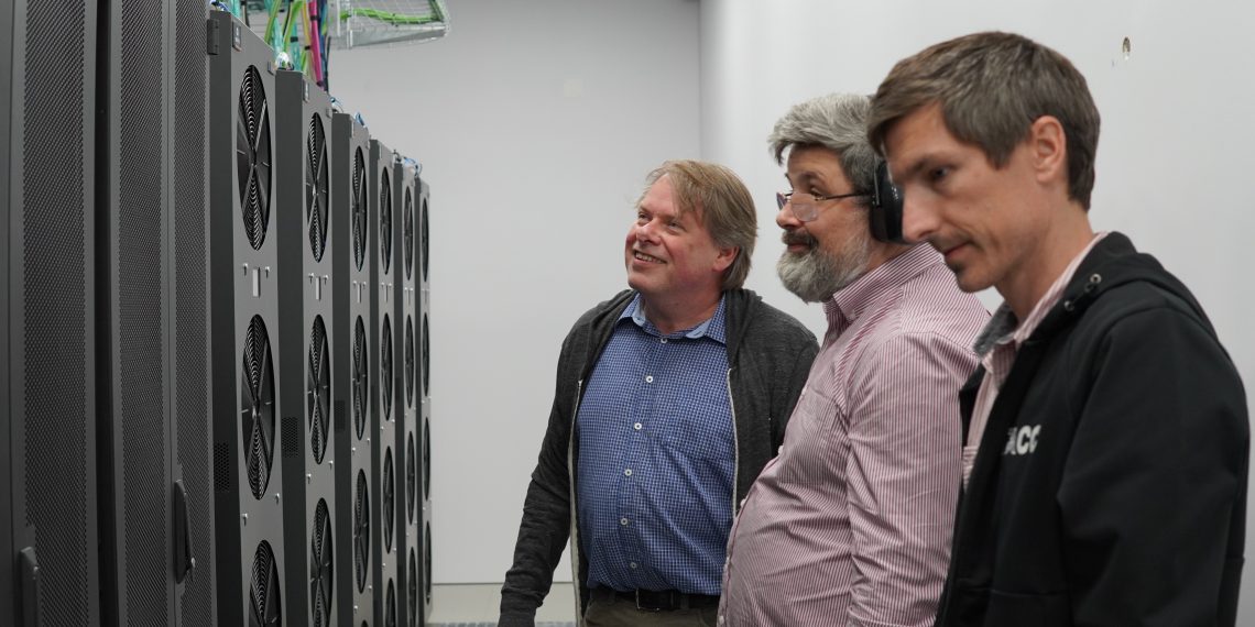 Investigadores da Universidade do Texas visitam INESC TEC para encurtar distâncias na computação de alto desempenho