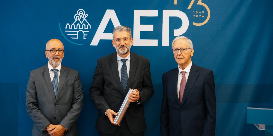 INESC TEC distinguido como Sócio Honorário da AEP
