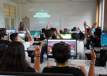 From high school to science: young students begin their journey into Computer Science with INESC TEC