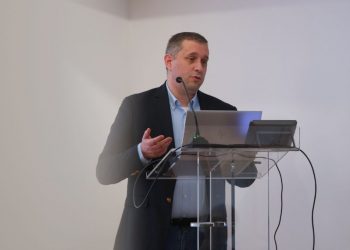 Revisão independente sobre IA nas redes elétricas no Reino Unido conta com o contributo do INESC TEC