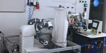 Robôs a manipular tecidos? INESC TEC está na dianteira e é distinguido com prémio internacional