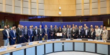 INESC TEC foi a Bruxelas assinar lançamento do projeto AI.grids pertencente ao Pacote de Soberania Tecnológica da Comissão Europeia