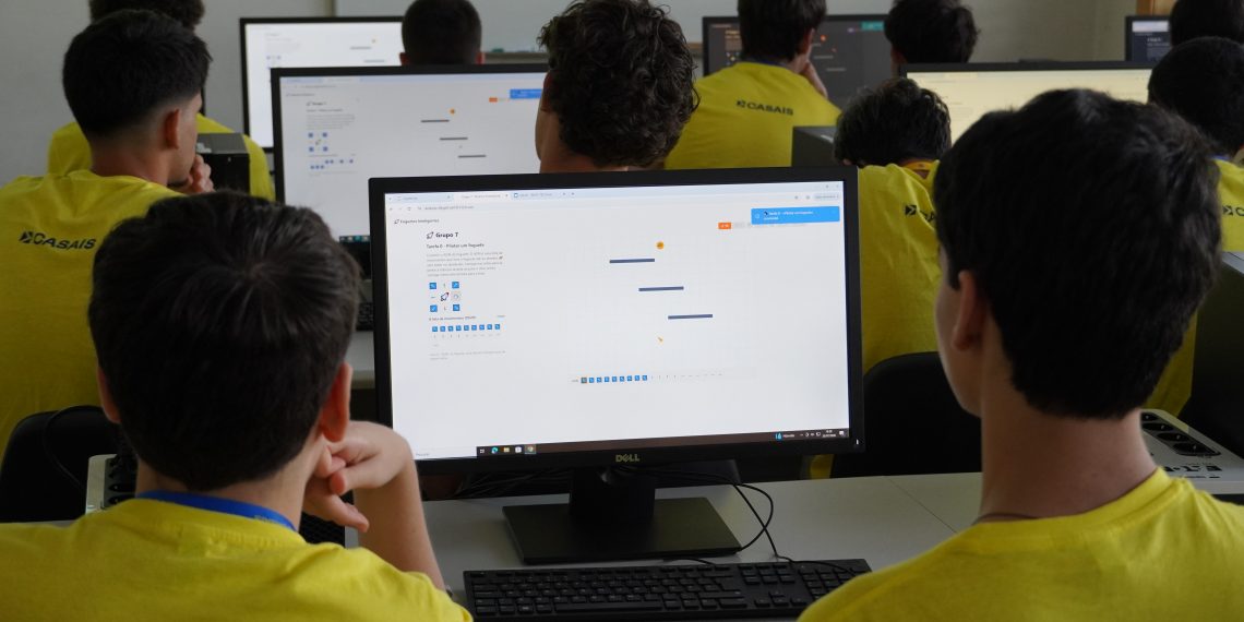 From programming to quantum computing: young students explore computer science at INESC TEC