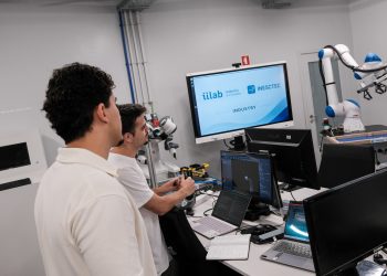 INESC TEC faz a ponte para a indústria com duas soluções robóticas desenhadas por estudantes de mestrado 